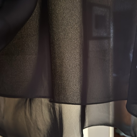 Melanie Lyne 🩶Metallic Pewter coloured cowl neck Cami size 16 🪩NWT - Picture 4 of 9